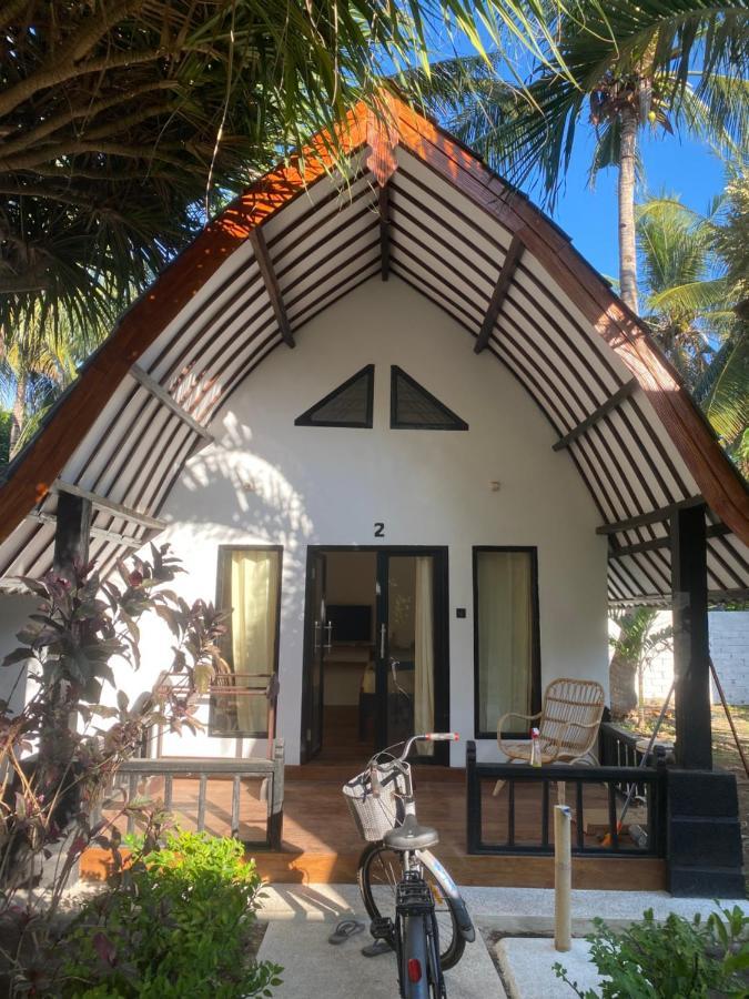 Gili Land Hotel Гили Еър Екстериор снимка