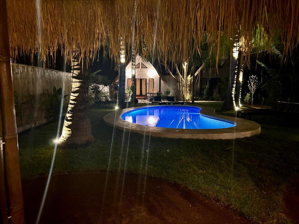 Gili Land Hotel Гили Еър Екстериор снимка
