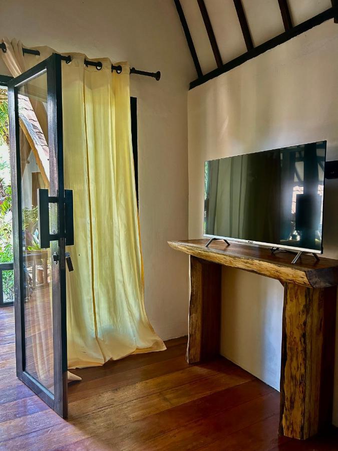 Gili Land Hotel Гили Еър Екстериор снимка