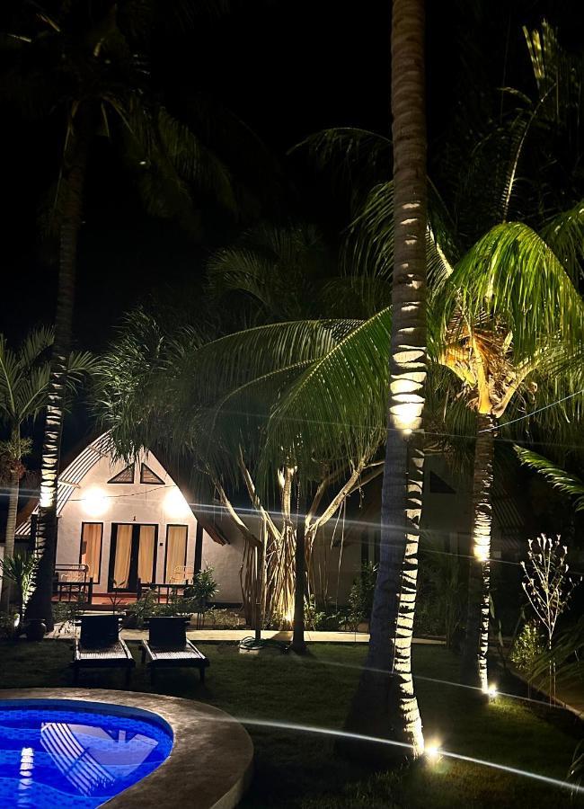 Gili Land Hotel Гили Еър Екстериор снимка